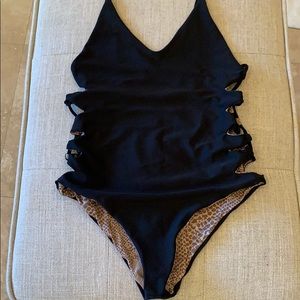 Acacia Florence one piece